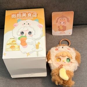 Yooki Gourmet restaurante Charming Plush Keychain